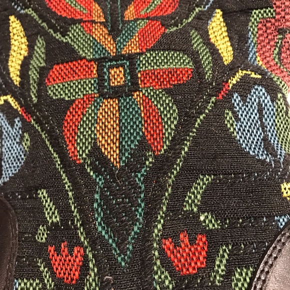 Spring Step by L’ Artiste. Floral Fabric and Leather Boots - Picture 4 of 5
